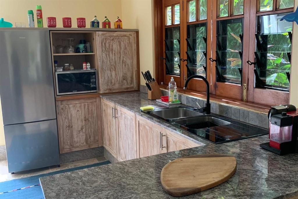 Beachfront Dolphin Cabin Oak Beach Ngoại thất bức ảnh